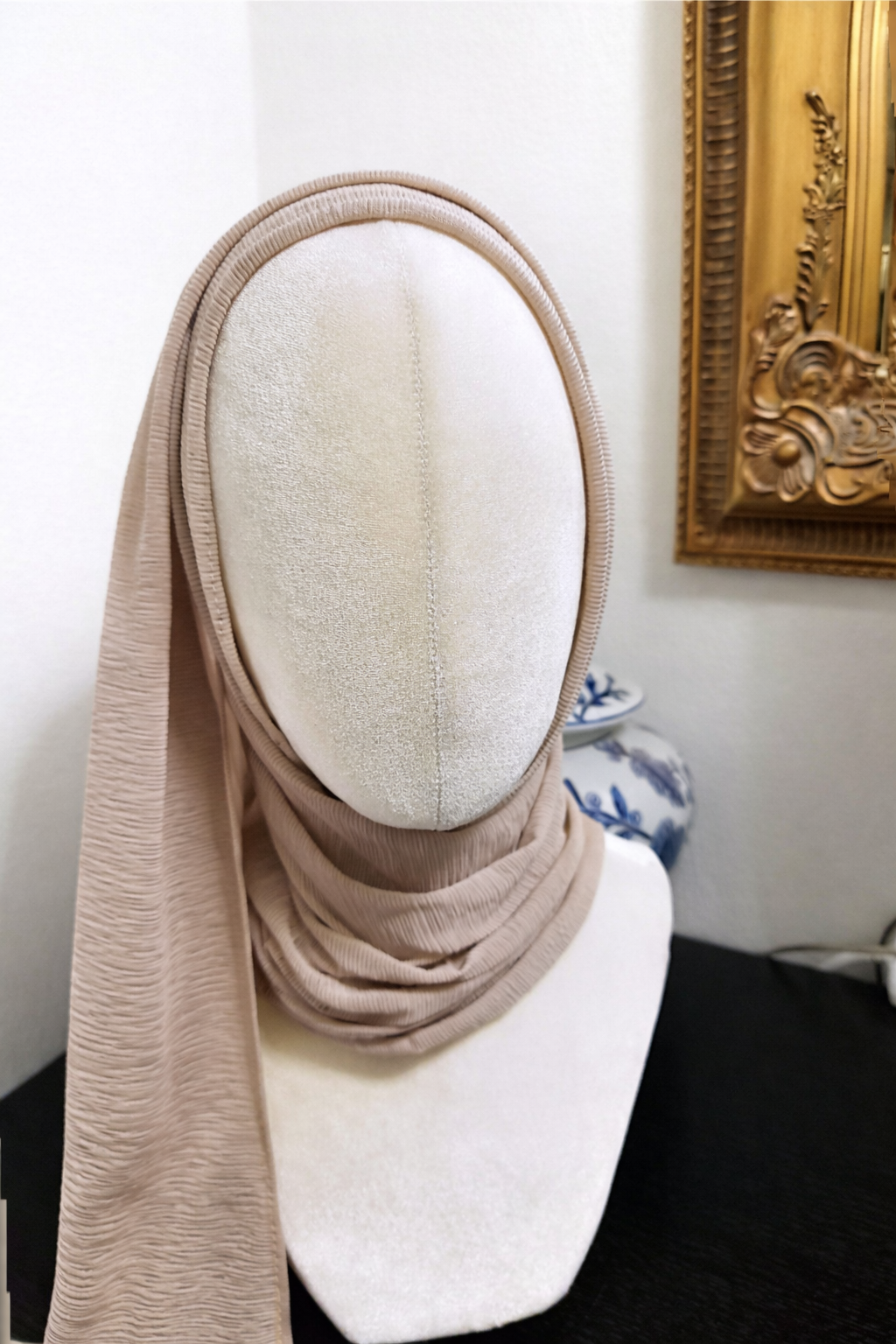Sandbeige Kuwait Hijab