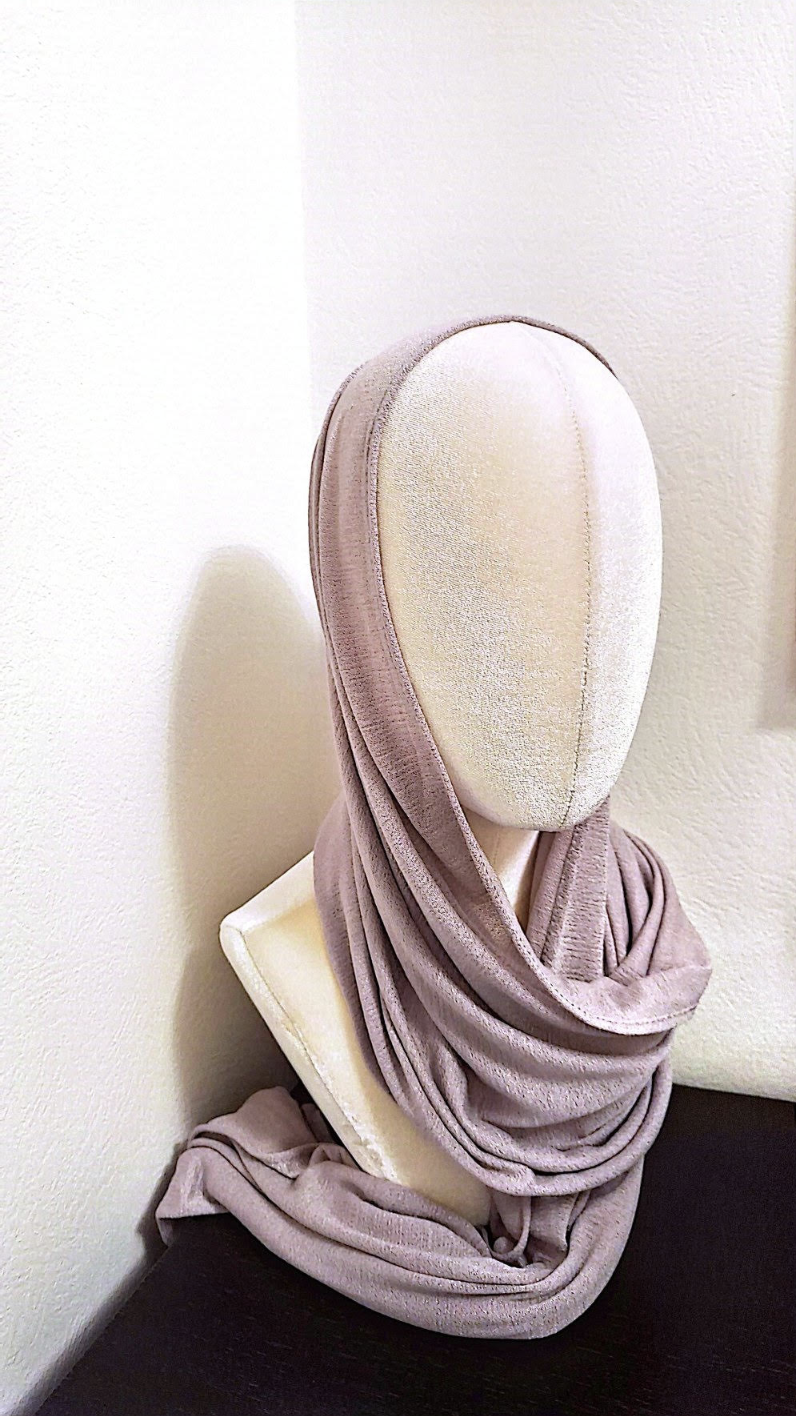 Beigebrun Hijab
