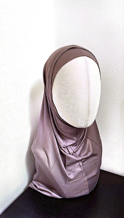 Mörk Taupe Al Amira Hijab